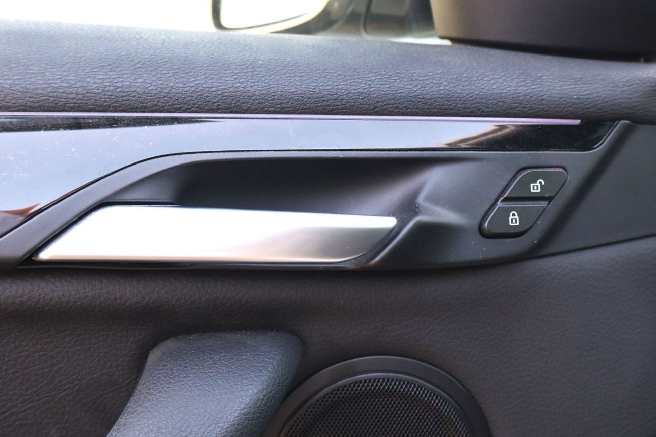 بي أم دبليو X1 sDrive 20i 2.0L