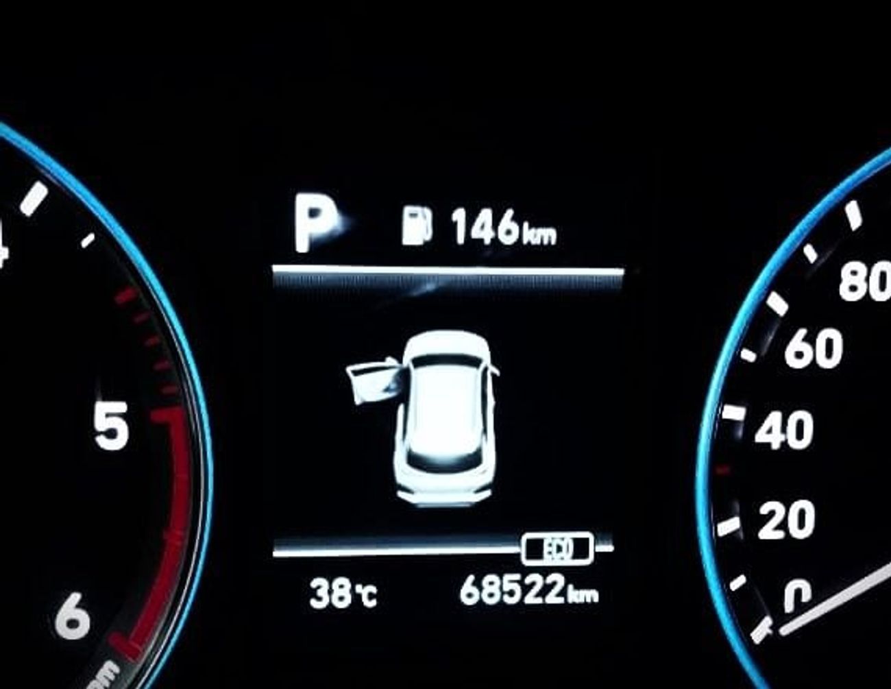 هيونداي كونا GLS Premium 1.6L