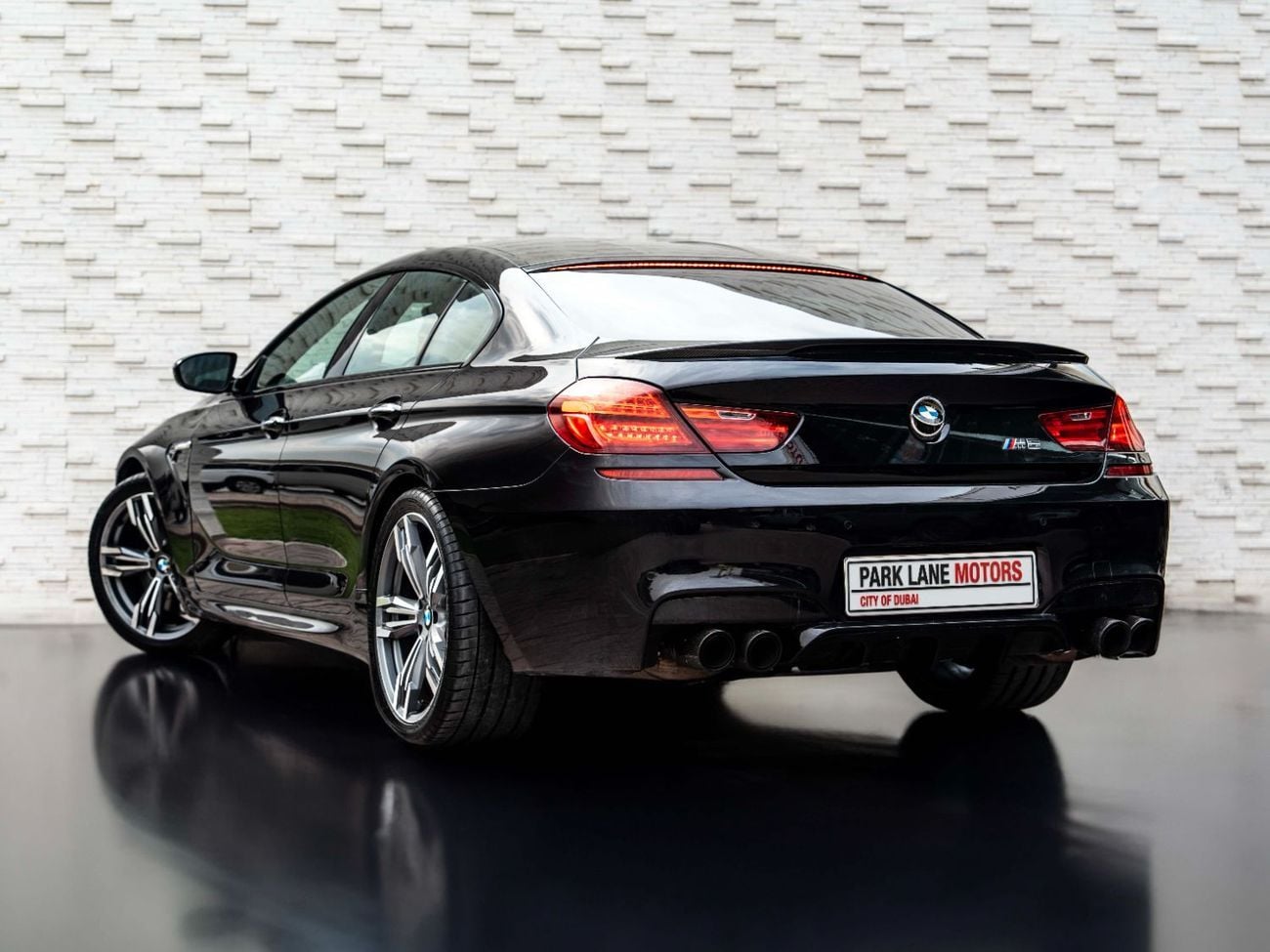 BMW M6 Std 4.4L