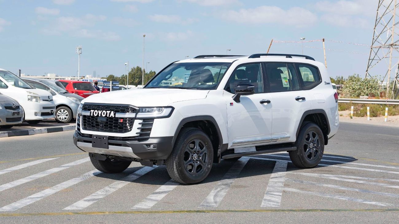 Toyota Land Cruiser GR SPORT FULL OPTION DIESEL