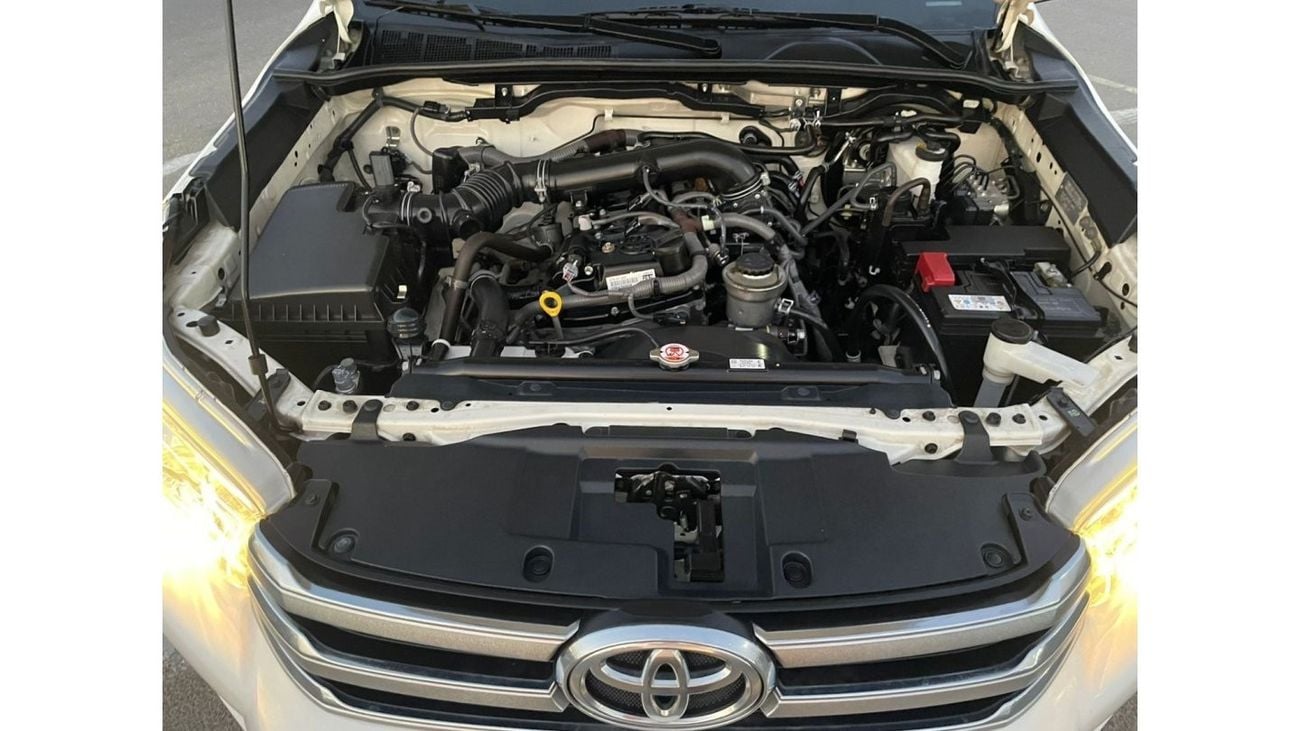 Toyota Hilux 2021 Toyota Hilux 2.7L VVT-i AWD 4x4 - Automatic - Patrol With Apple Android Play - 118,000 Km