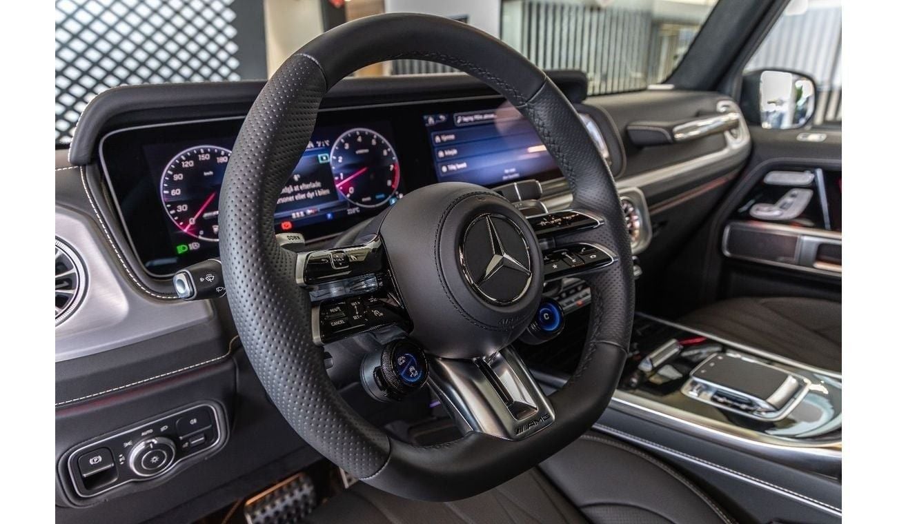 مرسيدس بنز G 63 AMG Mercedes-Benz G 63 AMG Fully Loaded - Diamond Seats - Carbon Fiber - 2025 FaceLift