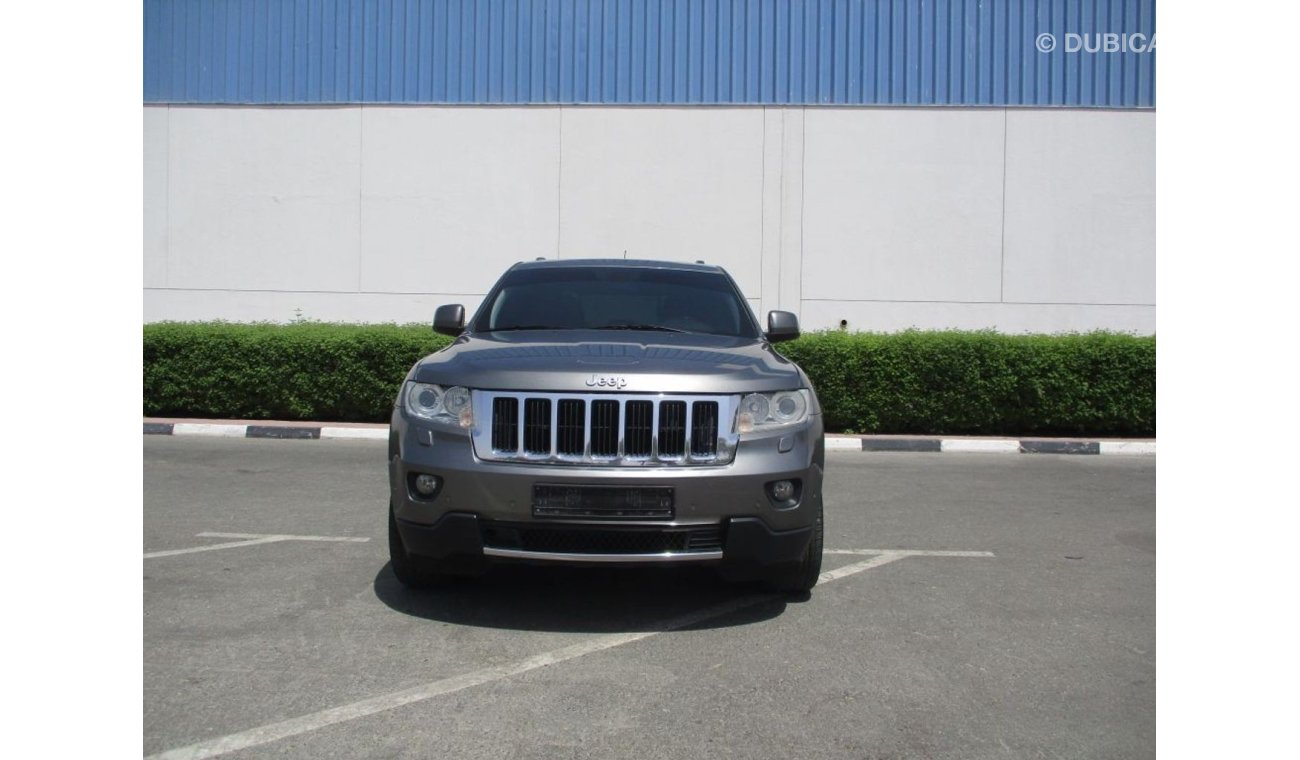 Jeep Grand Cherokee JEEP GRAND CHEROKEE 2012 GULF SPACE V8 HEMEI ,FULL OPTIONS WITH FULL SERVICES HISTORY