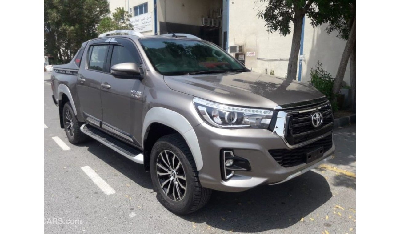 تويوتا هيلوكس Hilux pickup RIGHT HAND DRIVE (Stock no PM 667 )