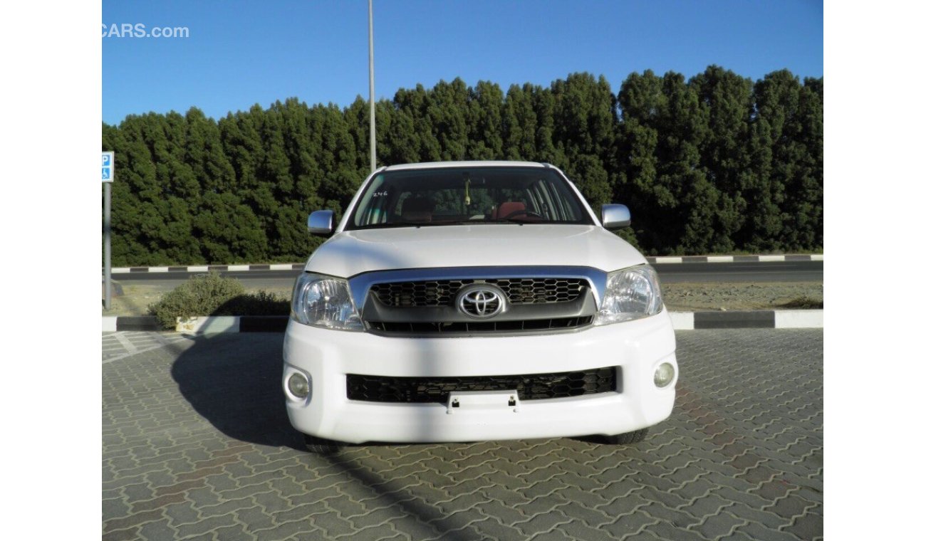 Toyota Hilux 2010 2.7 REF#246
