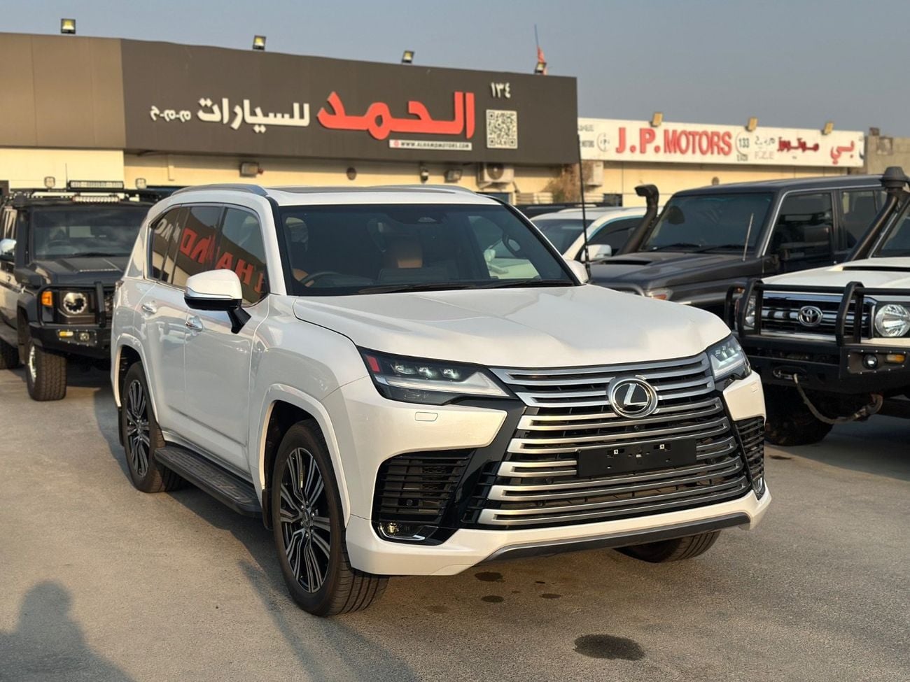 لكزس LX 500 LX 500D