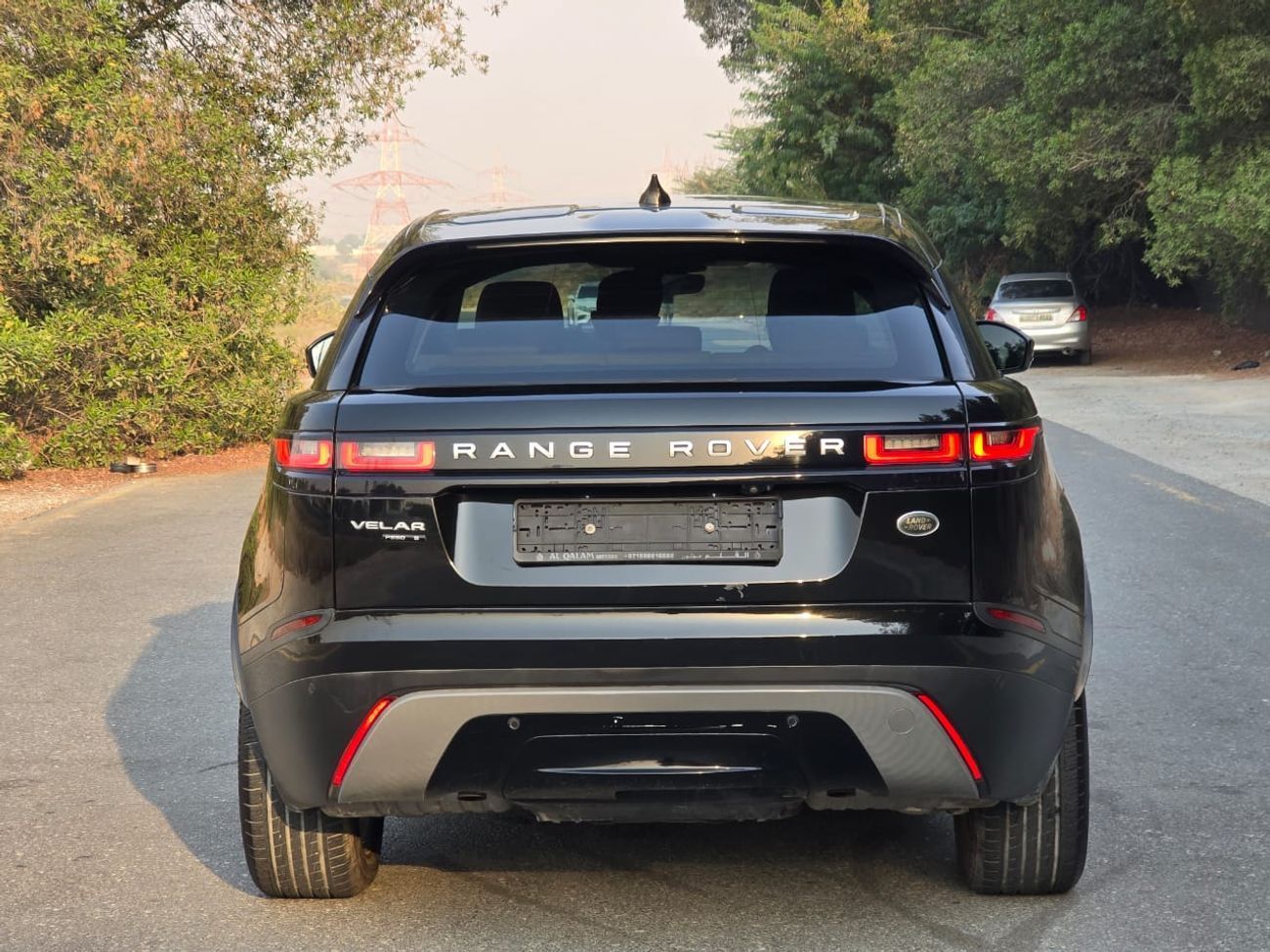 Land Rover Range Rover Velar P250 S 2.0L Petrol VELAR P250S V4 2019 GCC // ACCIDENT FREE // WELL MAINTAINED // PERFECT CONDITION