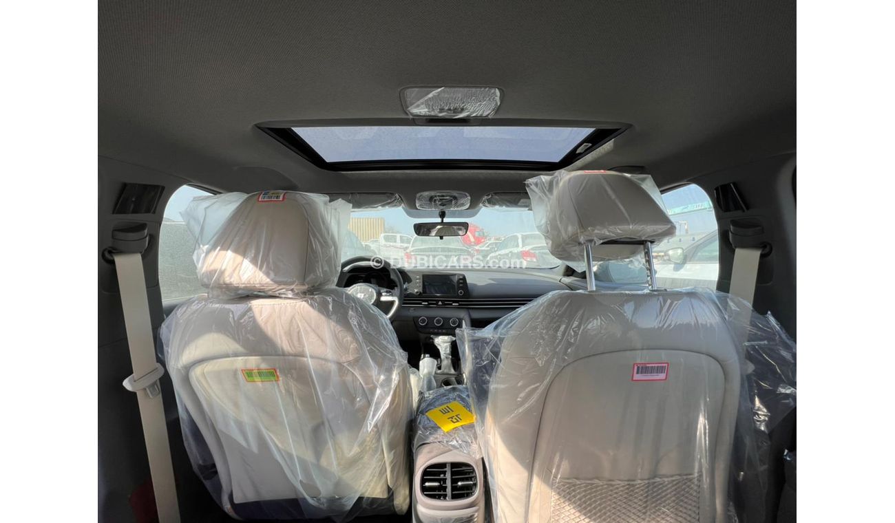 Hyundai Elantra Premier,1.6L Petrol, 16 “Black Alloy Rims, Sunroof ,DVD Camera, Rear A/C ( CODE # HYE22)