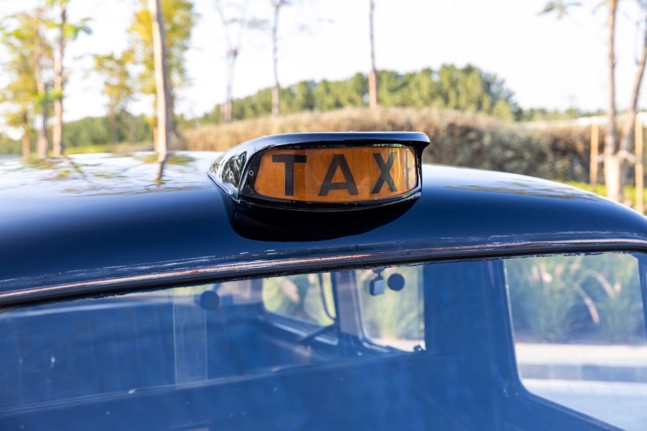 Austin FX4 