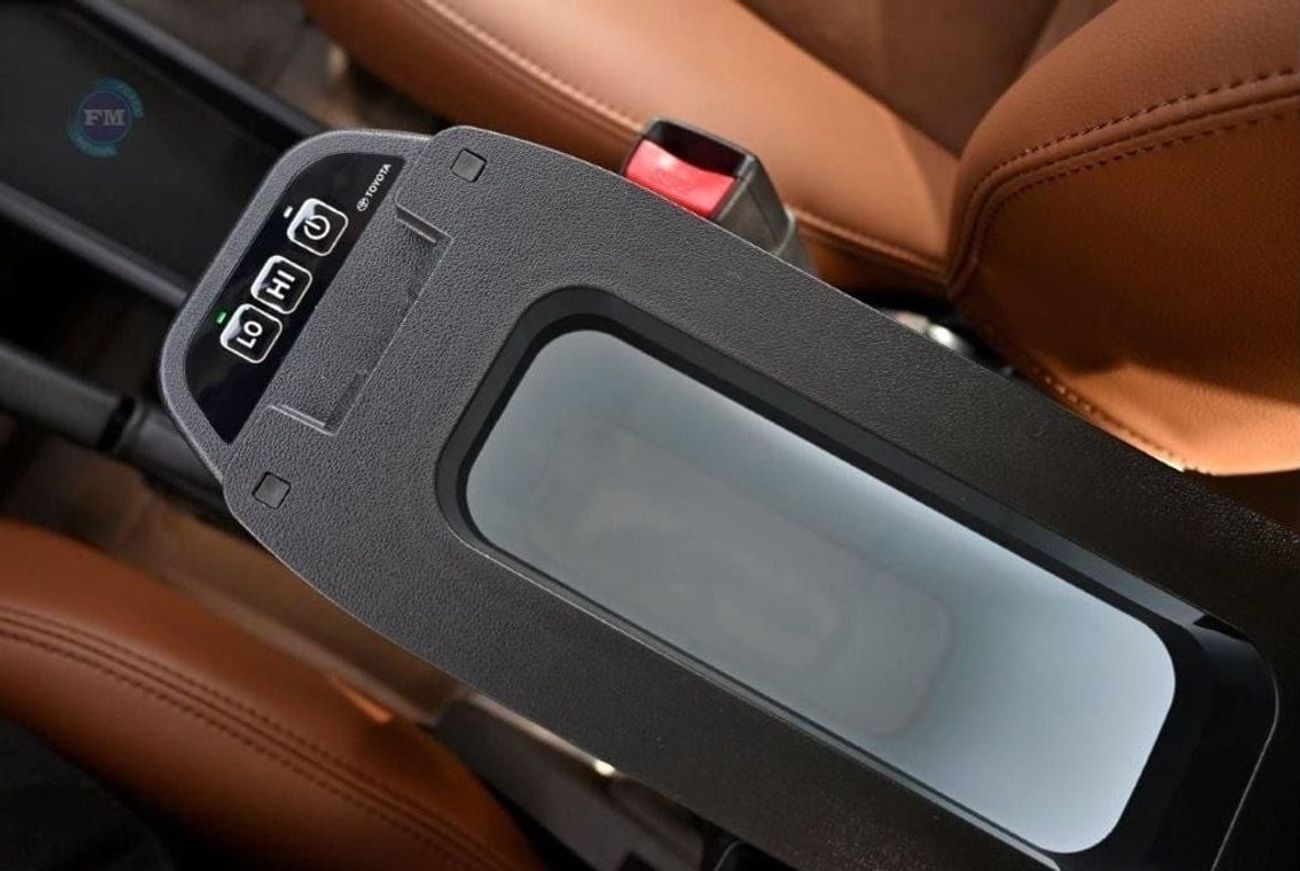 Toyota Land Cruiser Pick Up 79 Double Cab LX-Z 4.0L Petrol 4WD Automatic