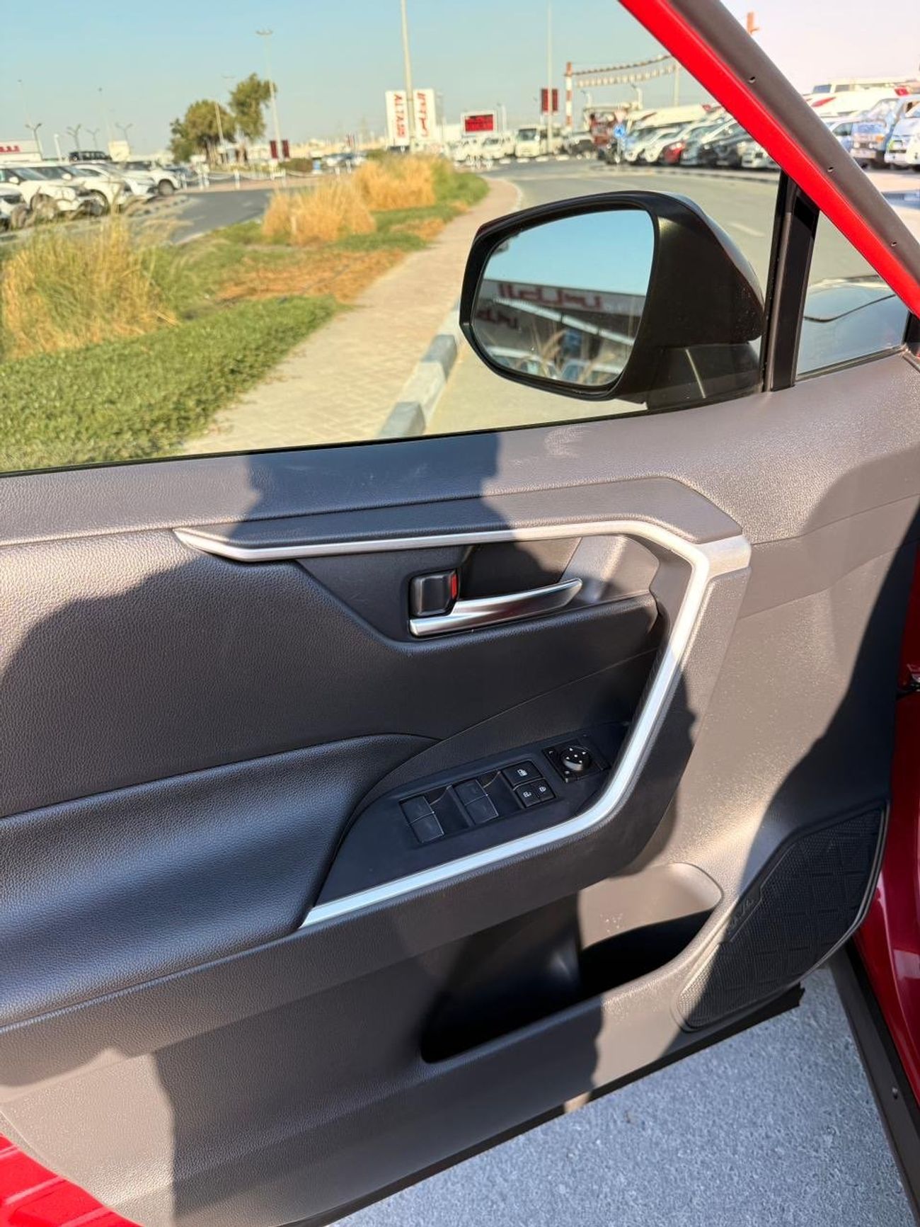 Toyota RAV4 XLE 2.5L Full option