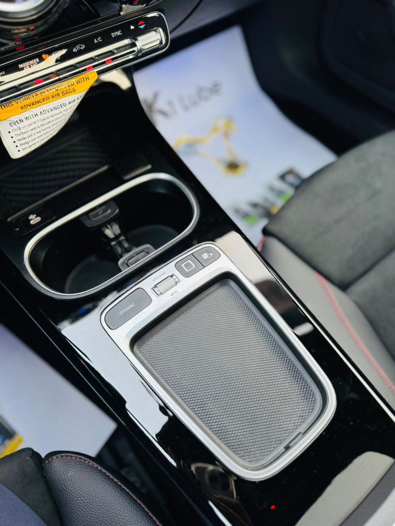 Mercedes-Benz CLA 250 Premium + 2.0L