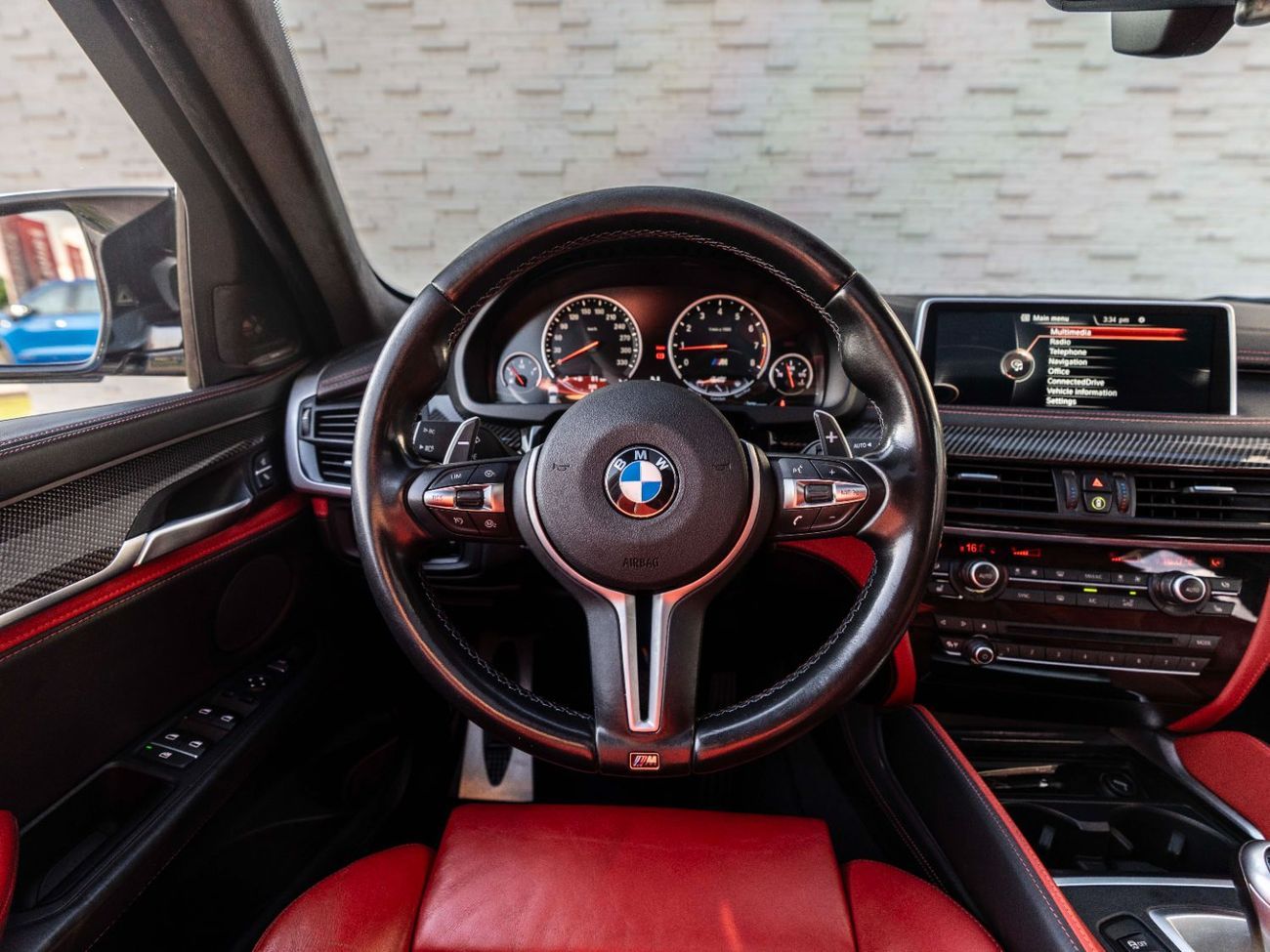 بي أم دبليو X6 M Std 4.4L