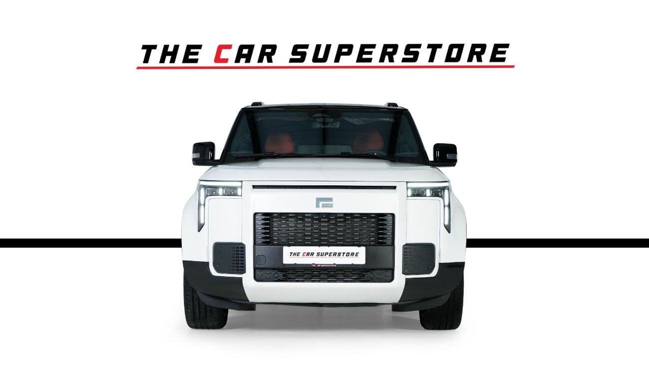 روكس 01 STD 6 Seats-Premium Leather Interior-5 Years Warranty and Service Contract-Black Contrasting Roof