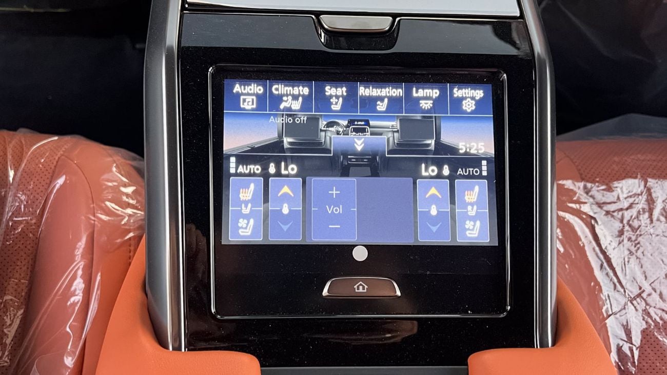 Lexus LX 600 VIP 3.5L LEXUS LX 600h VIP BRAND NEW 3.5L TWIN TURBO