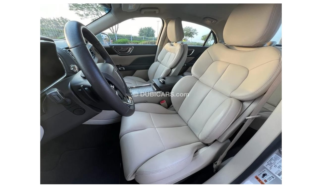 Lincoln Continental LINCOLN CONTINENTAL 2019 GCC UNDER WARANTY WITH SERVICE CONTRACT IN PERFECT CONDITION