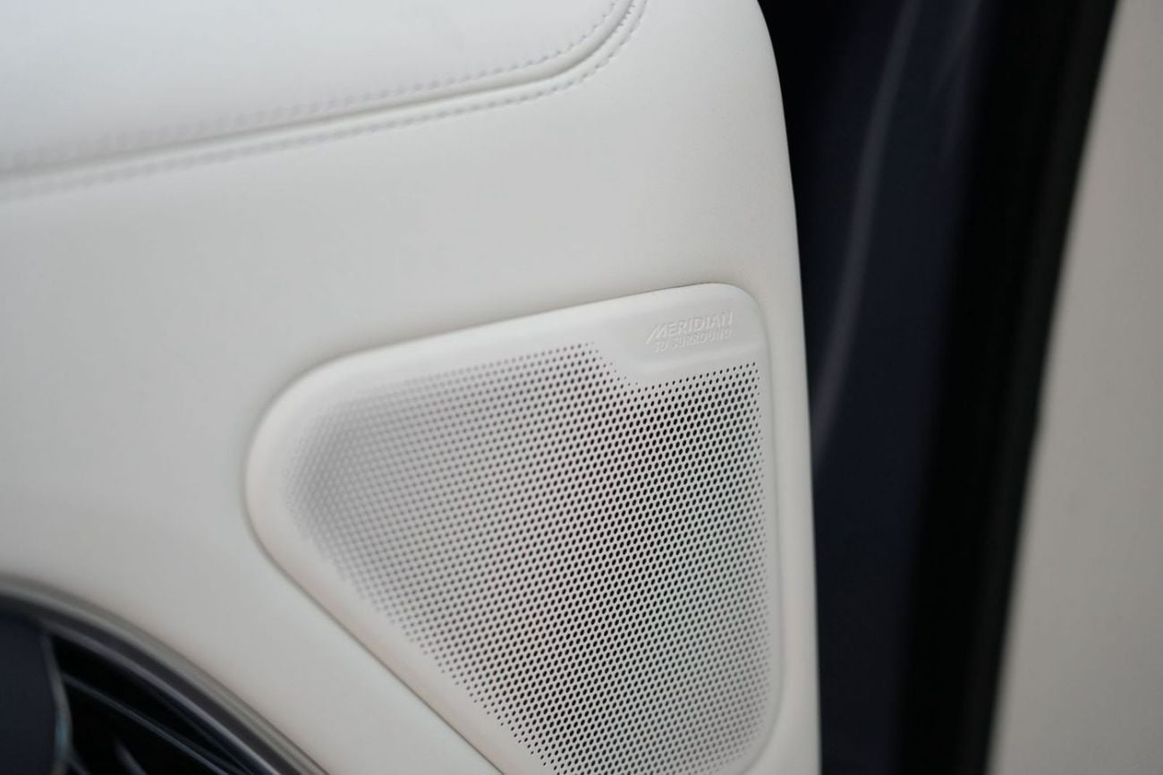 Land Rover Range Rover Land Rover Range Rover Vogue HSE 2026 - GCC Specs - Pristine Condition