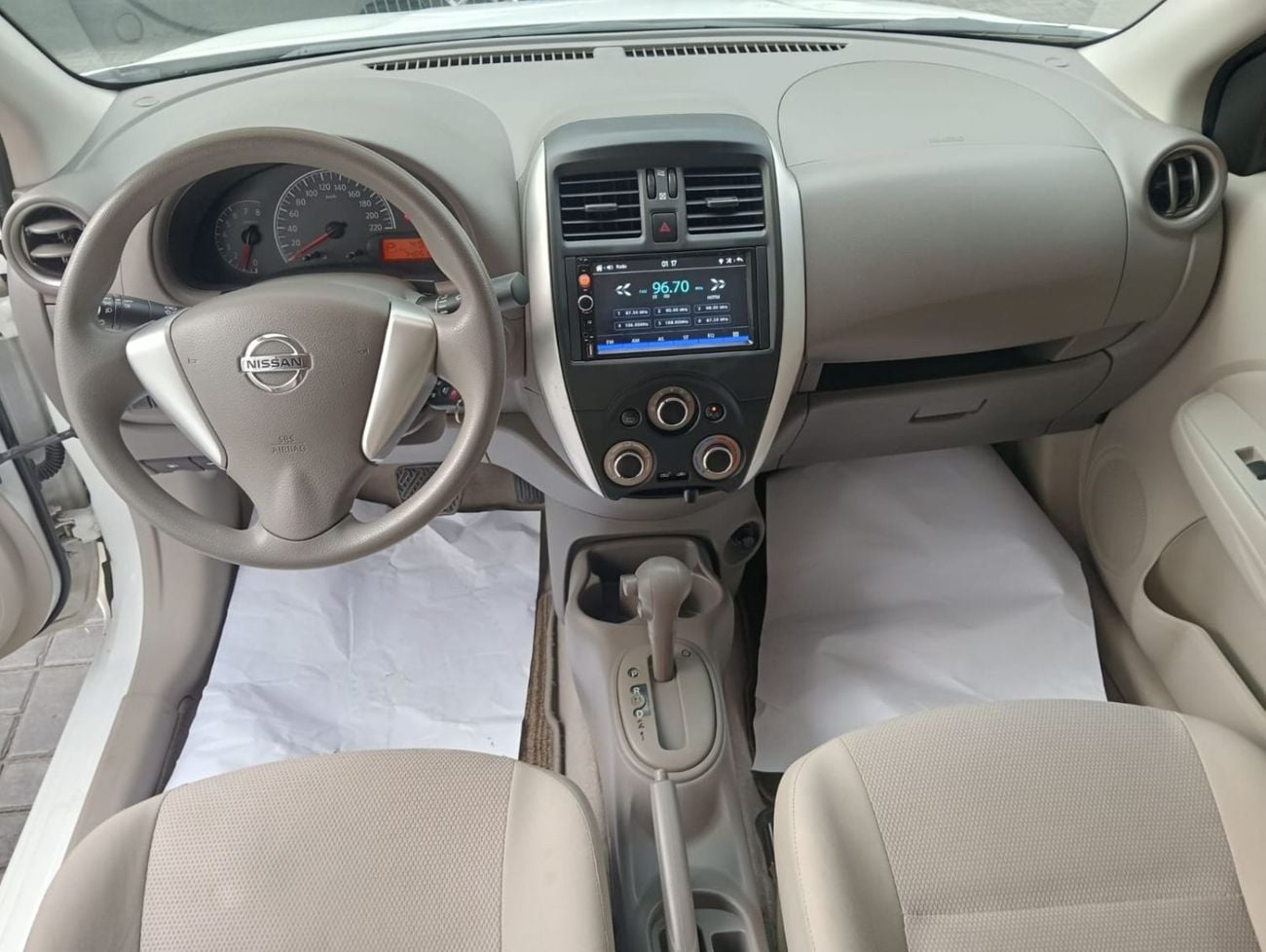 Nissan Sunny SV