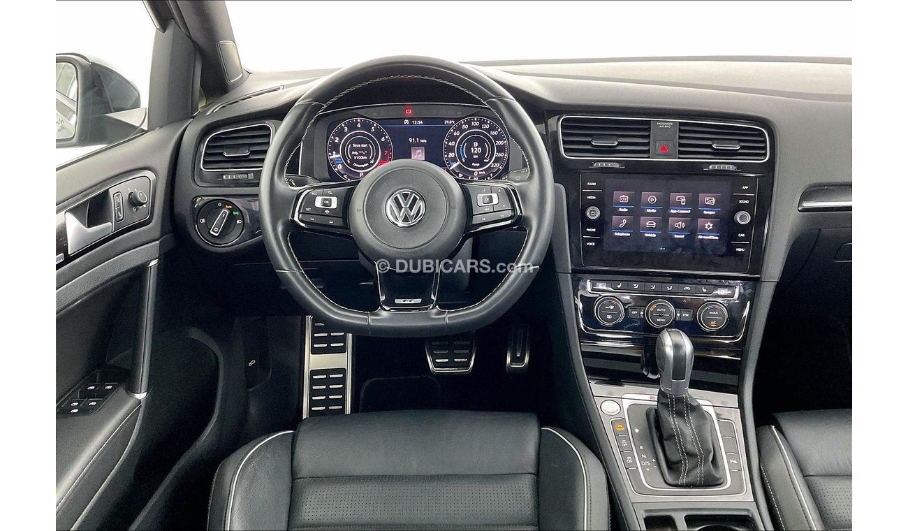 Volkswagen Golf R - Leather w/sunroof