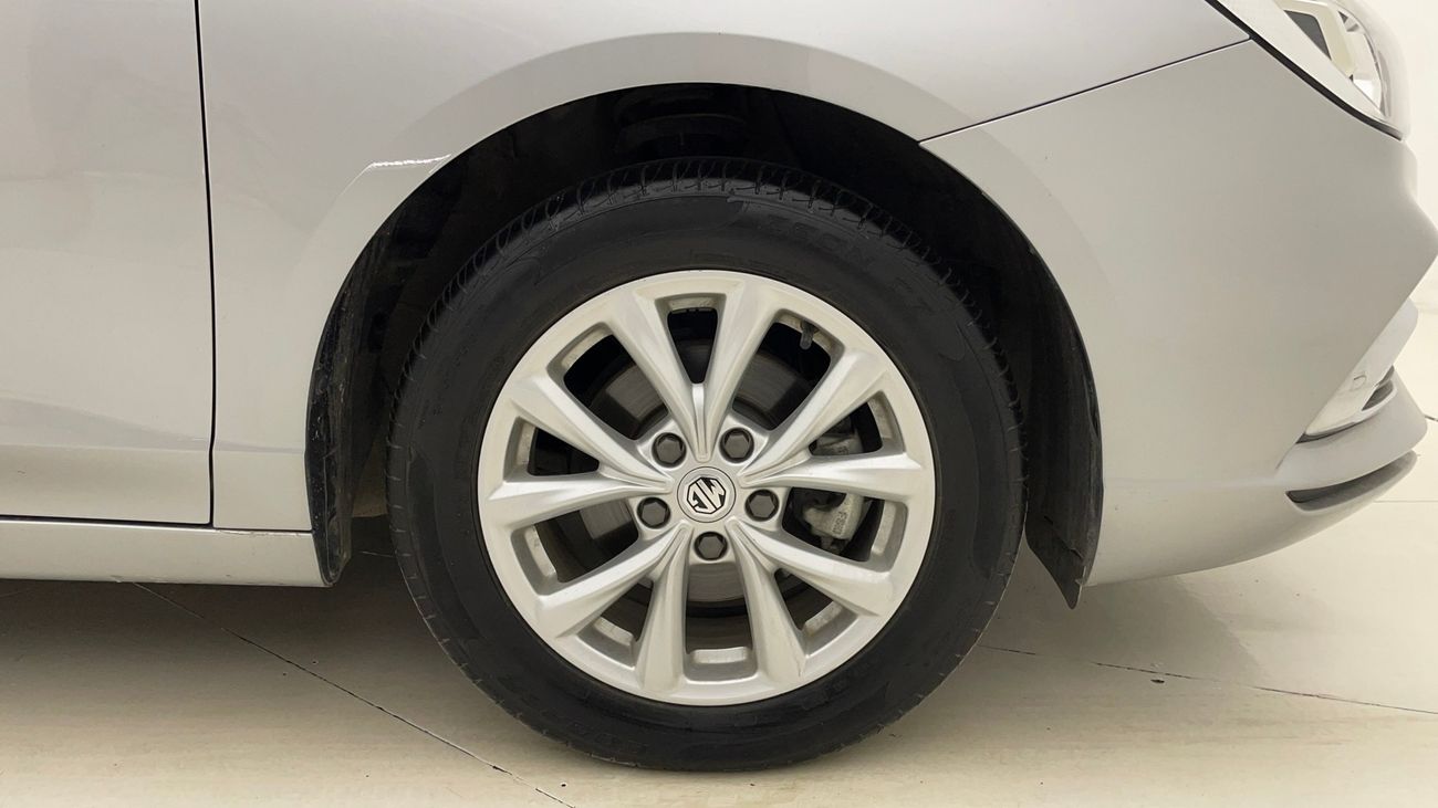 MG 5 STD 1.5 | Zero Down Payment | Home Test Drive