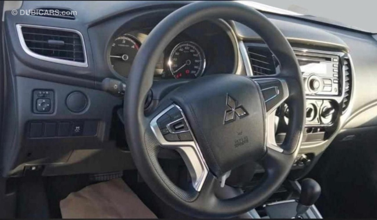 ميتسوبيشي L200 GLX 2.4L Diesel D/C 4X4 Automatic Transmission Model 2022