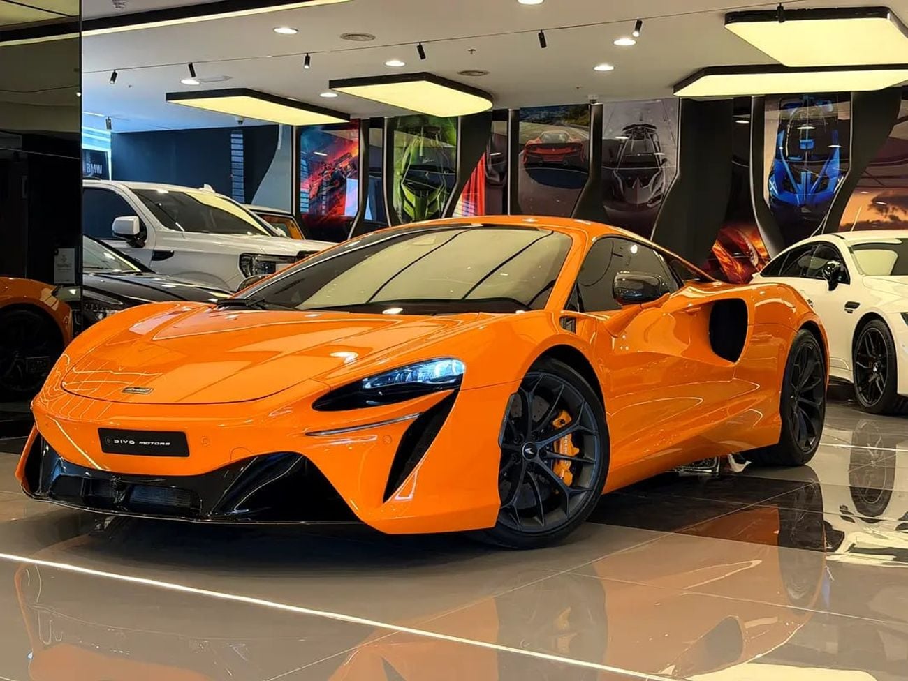 مكلارين أرتورا STANDARD GCC Specs BRAND CONDITION