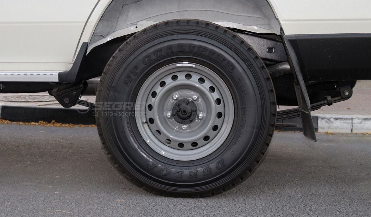 تويوتا لاند كروزر 70 2025 Model Toyota Land Cruiser Hardtop LC76, 2.8L Diesel 4WD 5M/T