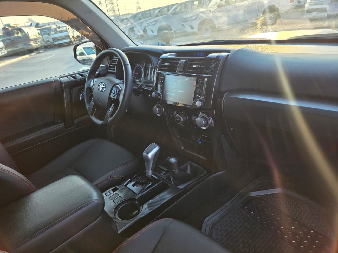 Toyota 4Runner TRD Off-Road 2022 model Push button, 4x4 and math body color