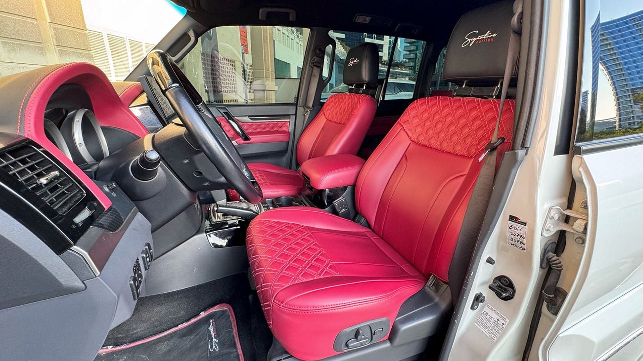 Mitsubishi Pajero Signature Edition GLS 4X4 3.8L V6 GCC