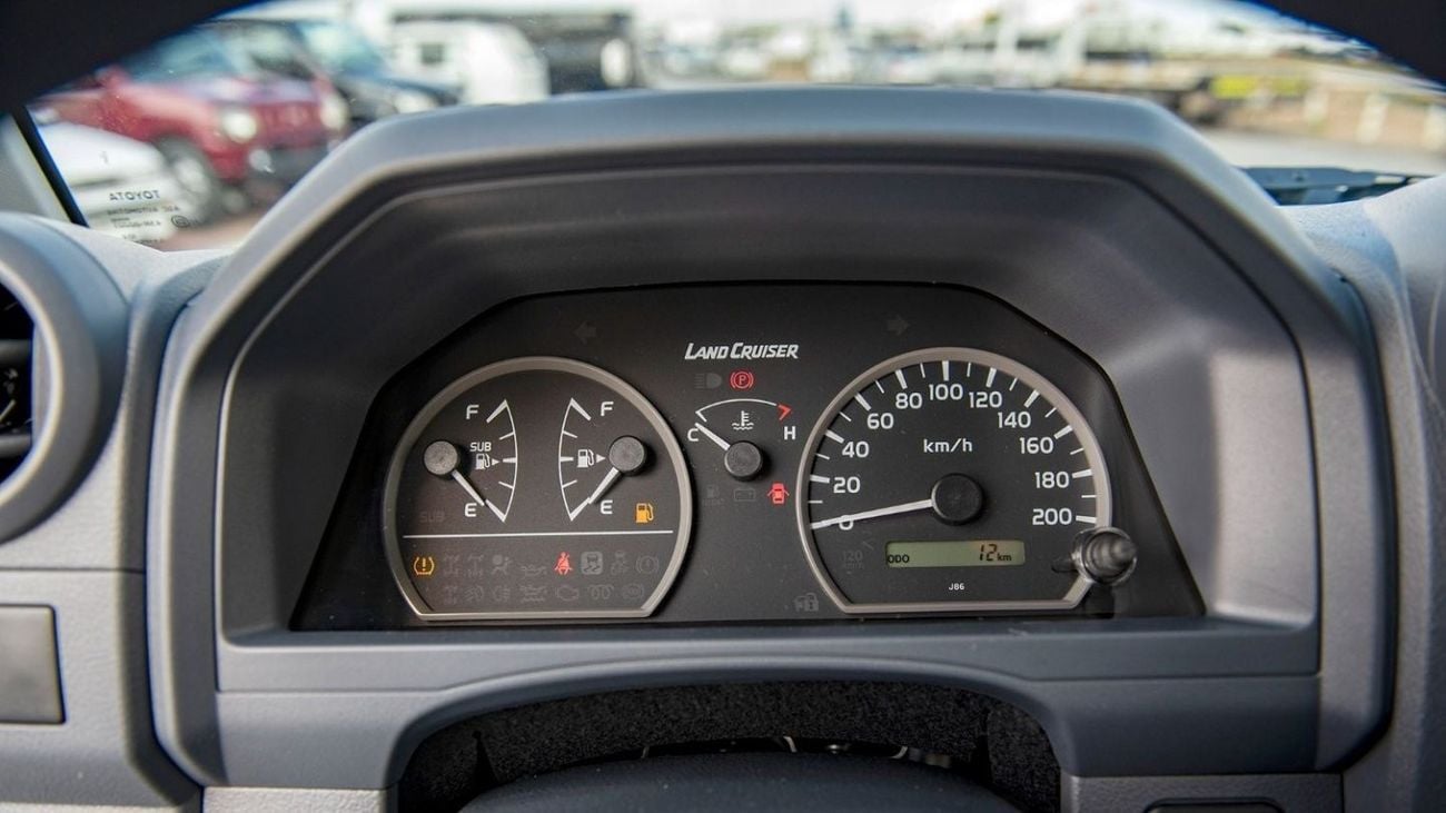 Toyota Land Cruiser 70 LAND CRUISER LC78 4.5L V8 DIESEL 3DOOR