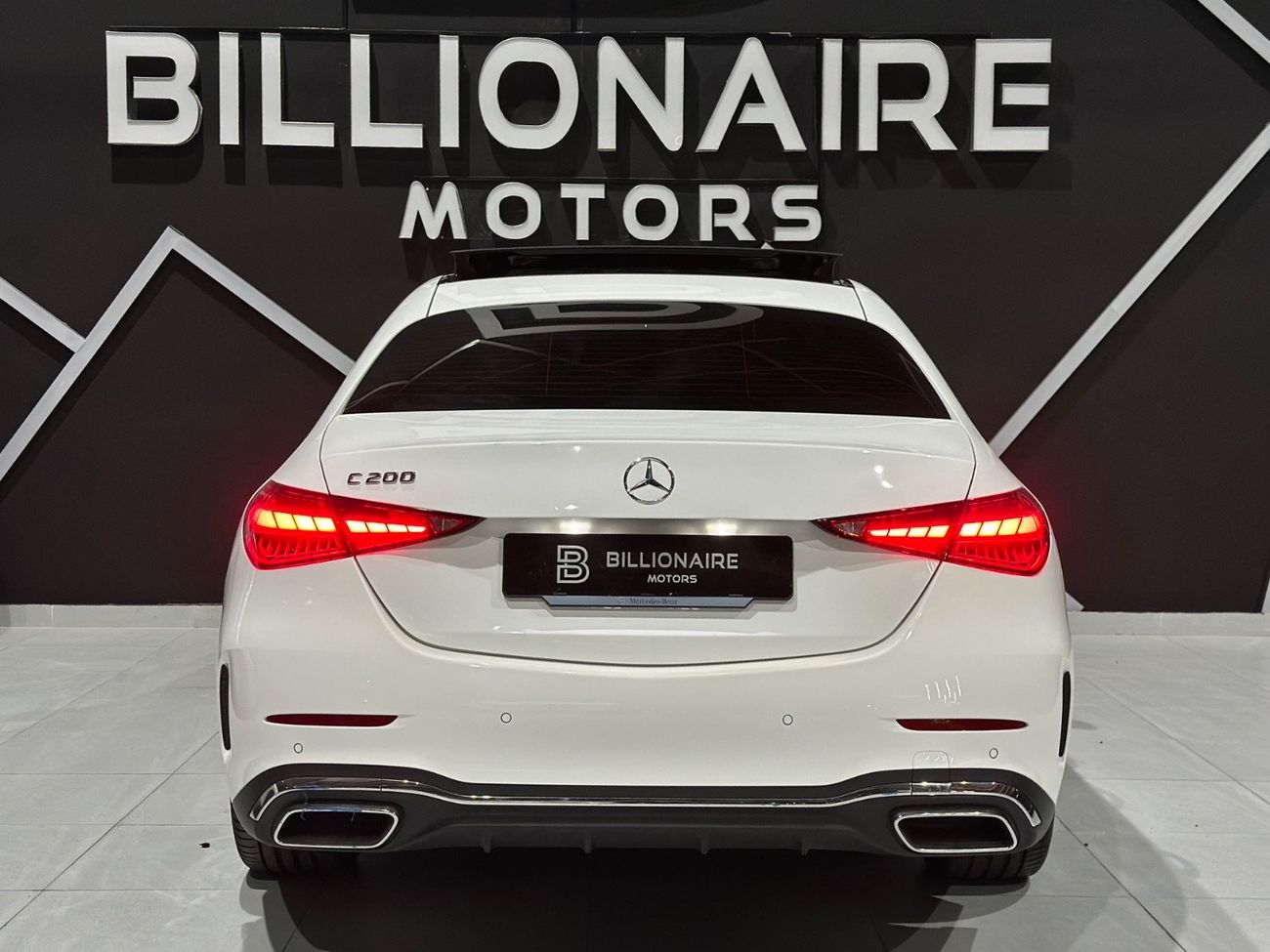 مرسيدس بنز C 200 Premium 2.0L
