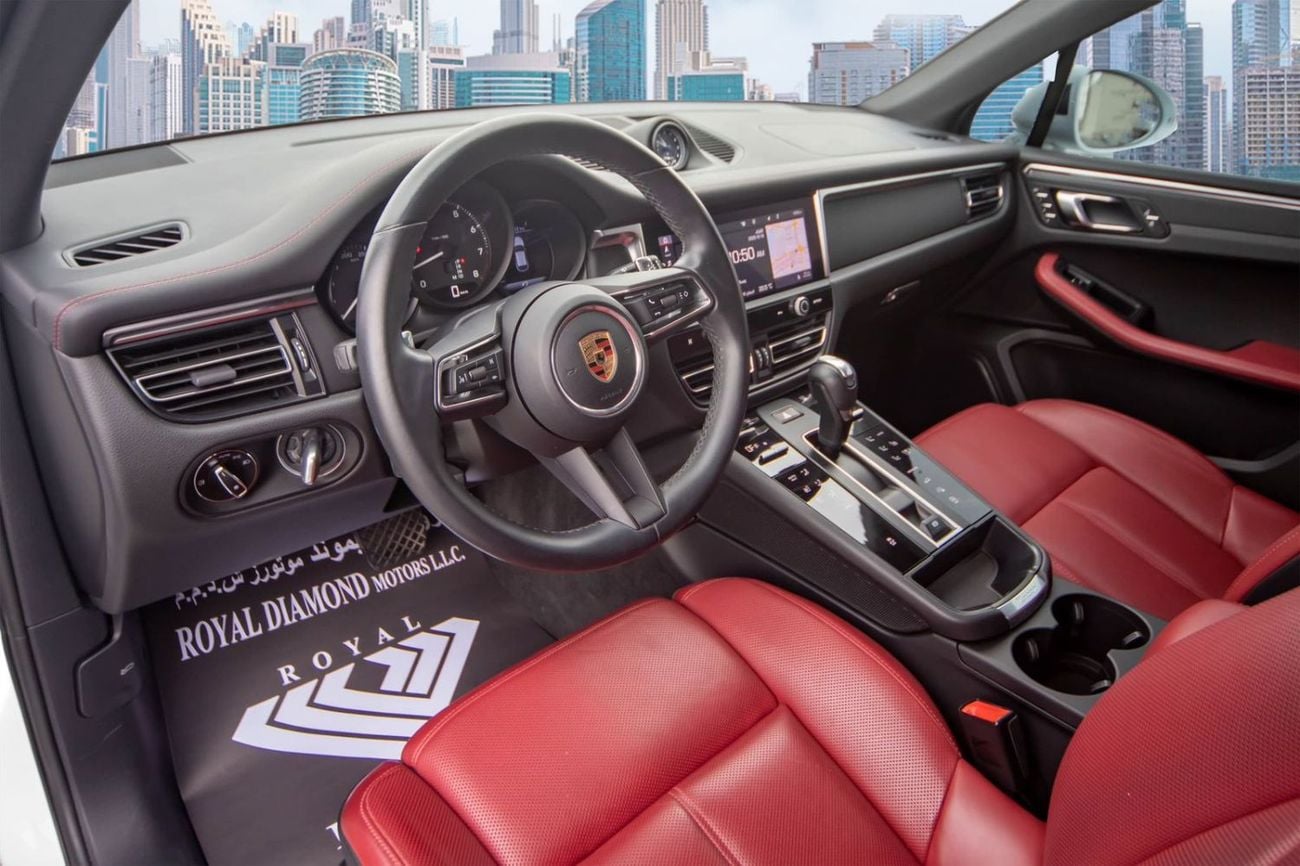 Porsche Macan Std 2.0L (252 HP) | Porsche Warranty