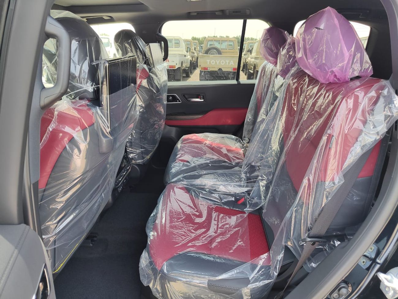 تويوتا لاند كروزر 2025 Toyota Land Cruiser LC300 VXR 3.5L V6 Twin Turbo Petrol A/T 4WD Africa Only