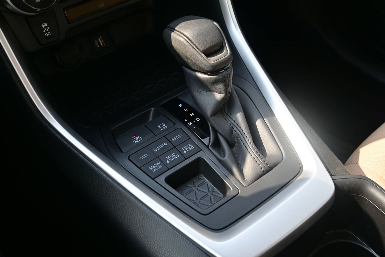 Toyota RAV4 Toyota Rav4 XLE 2.0L CVT Petrol AWD Model 2025