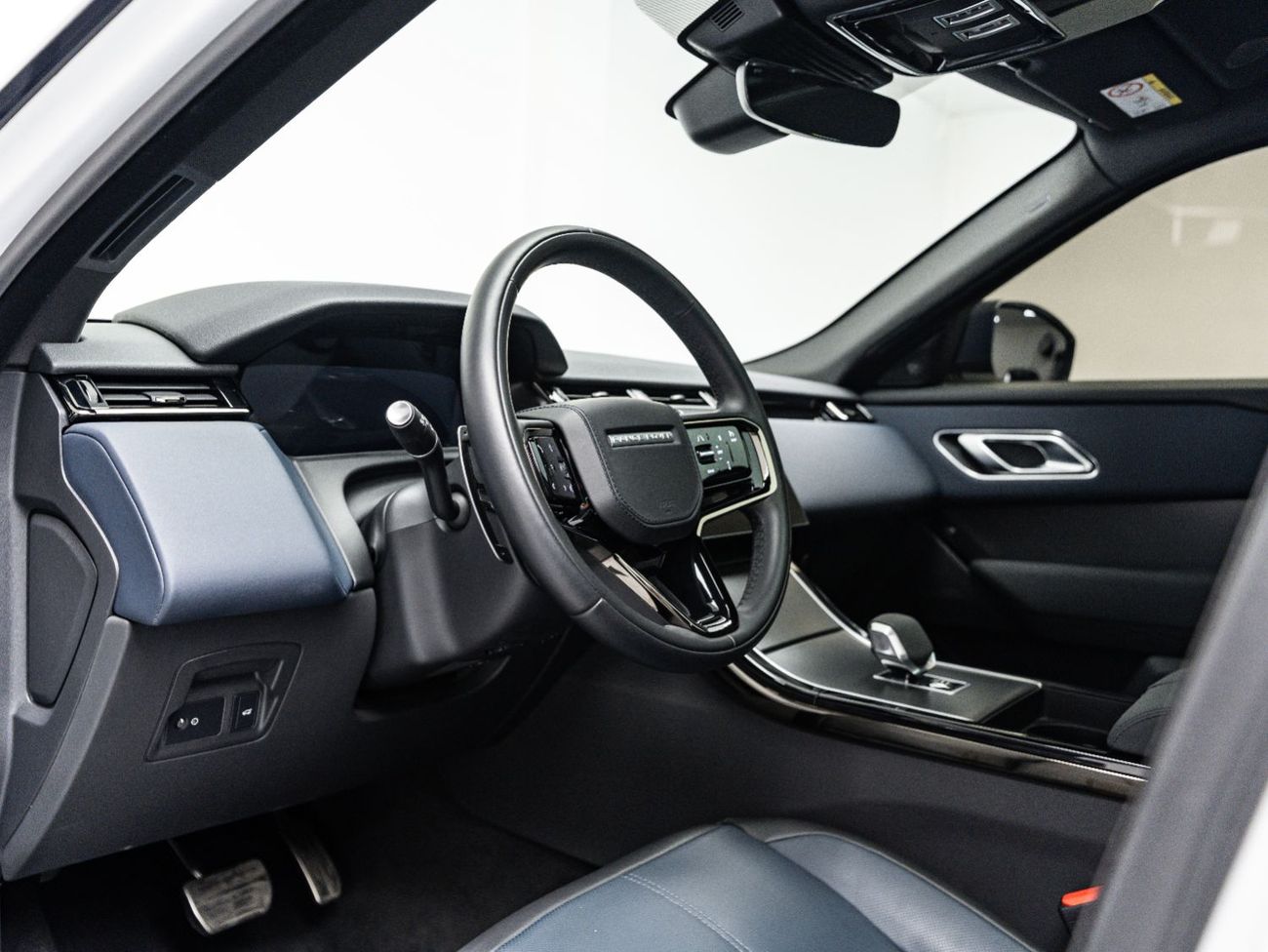 لاند روفر رينج روفر فيلار P250 2.0L (246 HP)