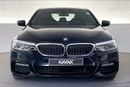 بي أم دبليو 530i Luxury + M Sport Package | شامل الضمان | 0 ﺪﻔﻋﺓ ﺃﻮﻟﻯ