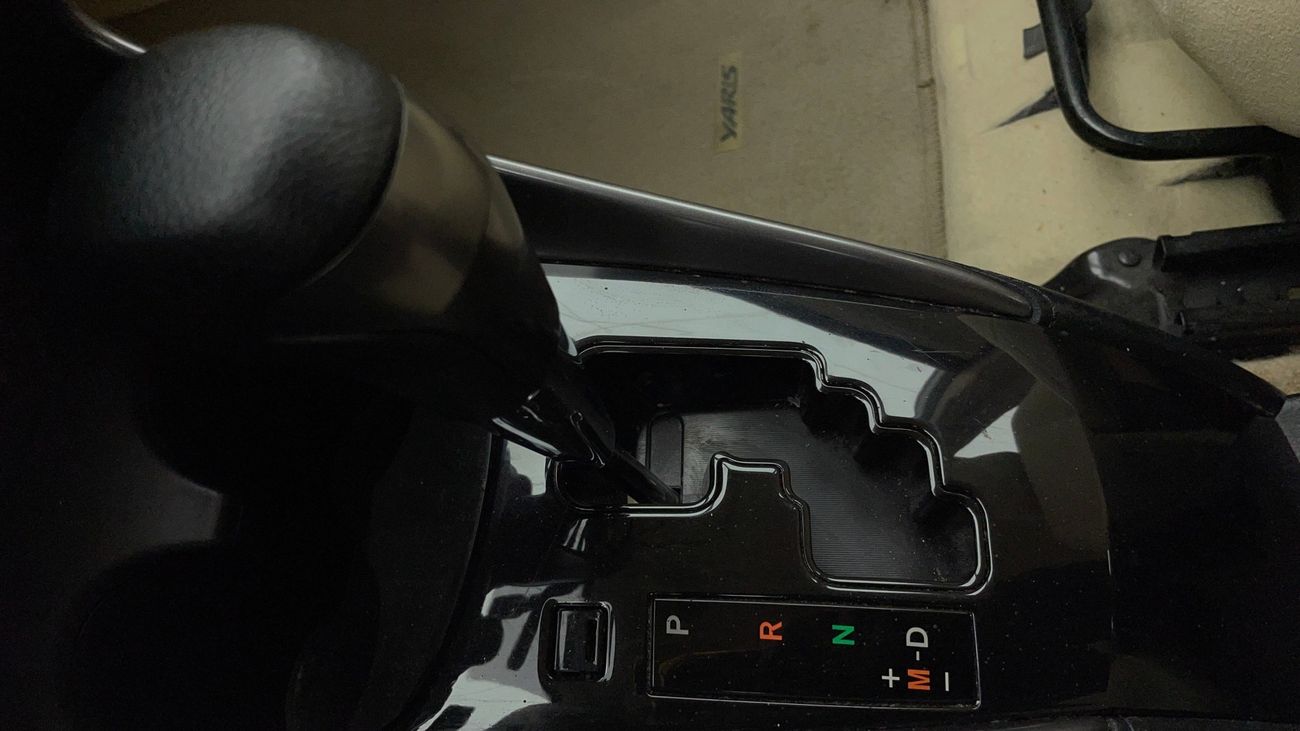 تويوتا يارس SE 1.5 | بدون دفعة مقدمة | اختبار القيادة في المنزل