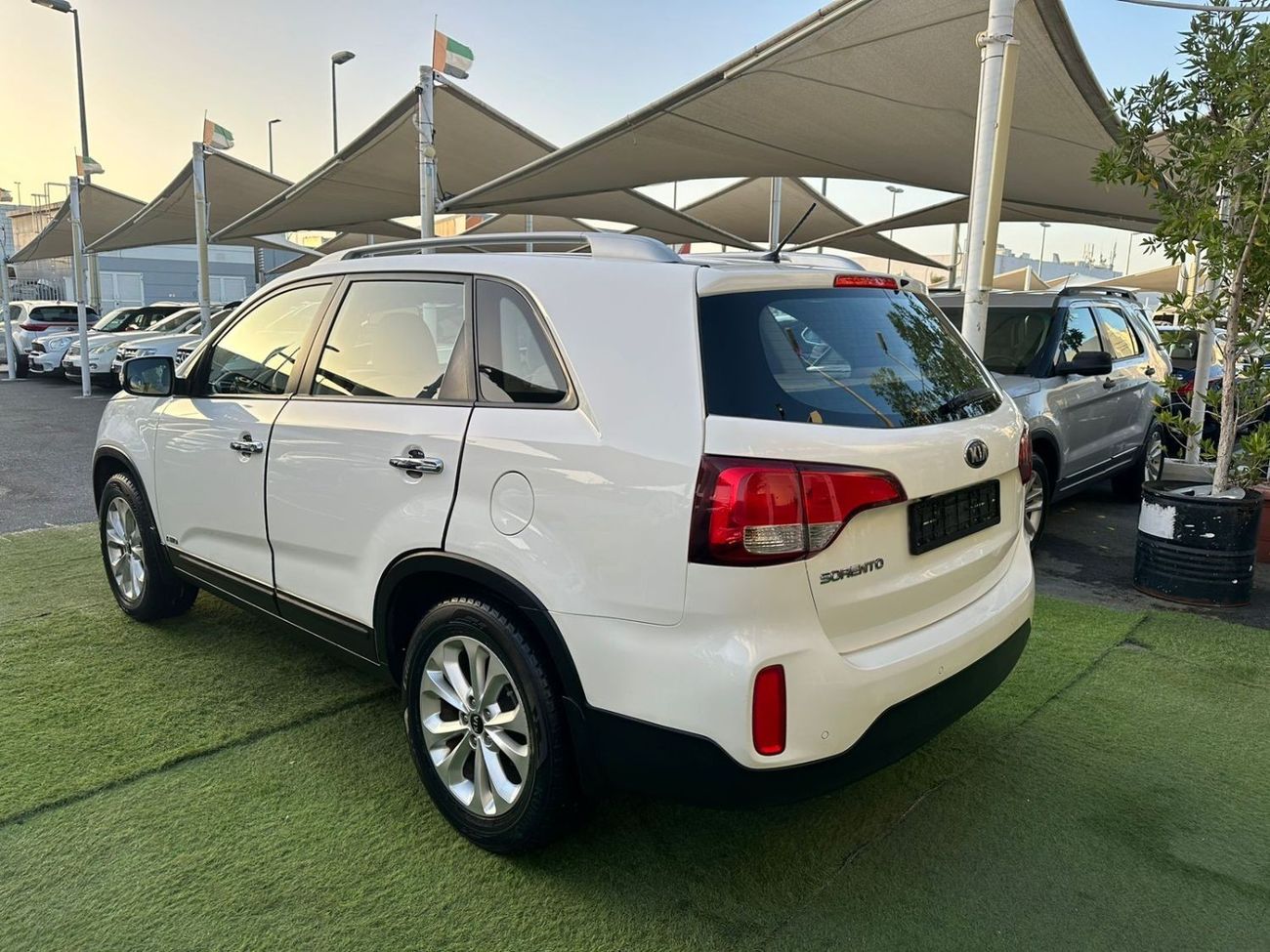 كيا سورينتو LX 4 سلندر بدون حوادث خليجى