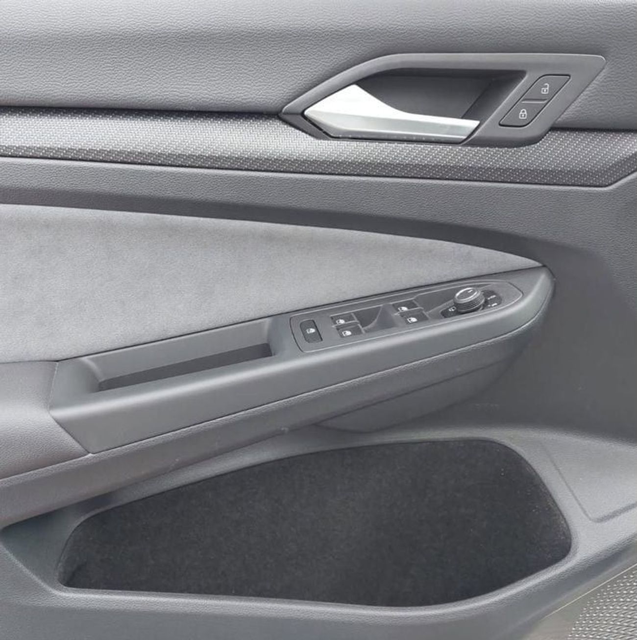 فولكس واجن جولف GTI Fabric 2.0L