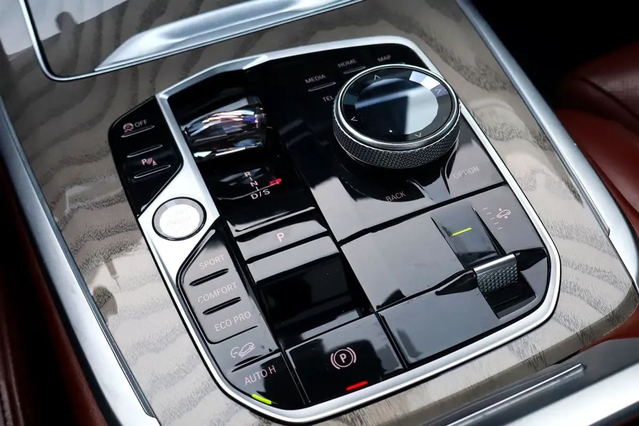 بي أم دبليو X7 XDRIVE40I M SPORT BMW X7 40 2023 مواصفات خليجية