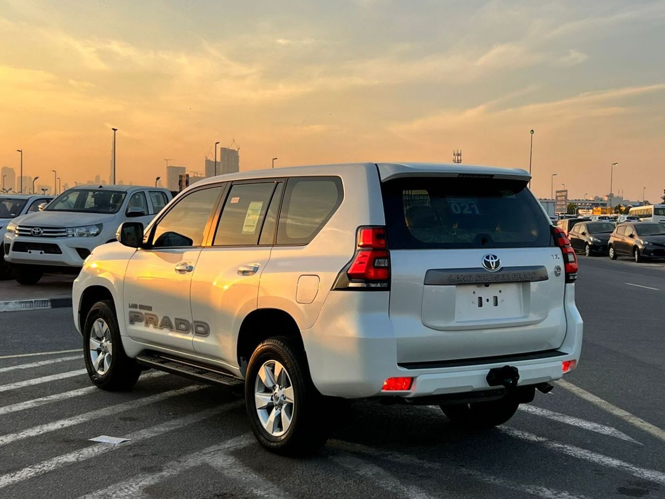 Toyota Prado 2021  Toyota Prado TX 2.7L V4.- AWD 4x4 - Accident Free - 7 Seater -