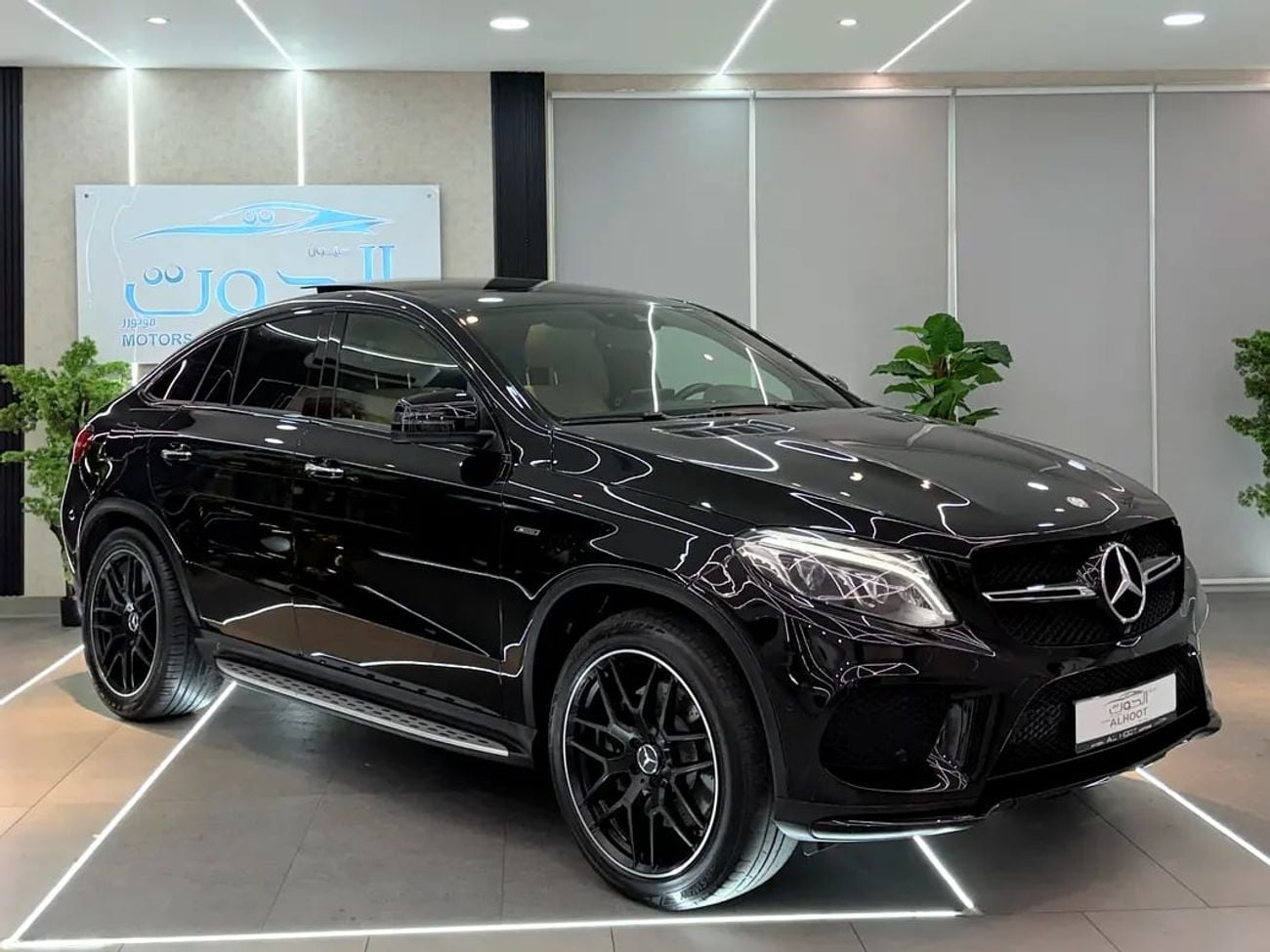Mercedes Benz GLE43 AMG AMG MERCEDES GLE43 V6 || GCC || TOP RANGE || AMAZING CONDITION II FULLY LOADED || RECENTLY SERVICED