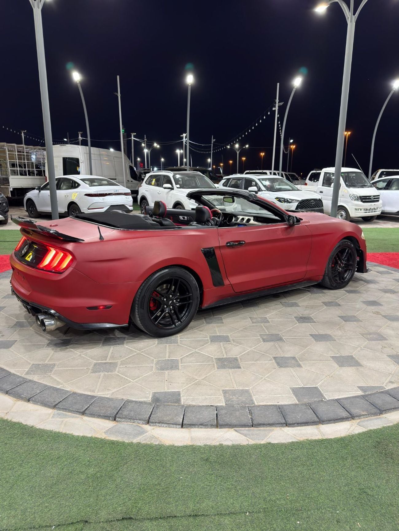 Ford Mustang STD