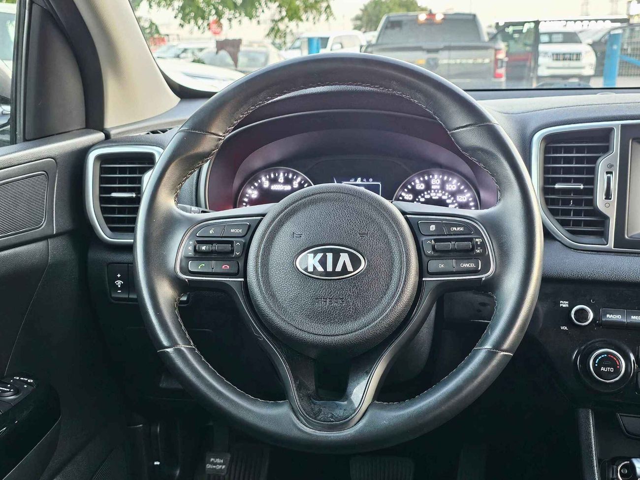 Kia Sportage EX/ BUTTON START/ ELECTRIC LEATHER SEATS/ DVD CAMERA/ 634 Monthly/ LOT# 92674