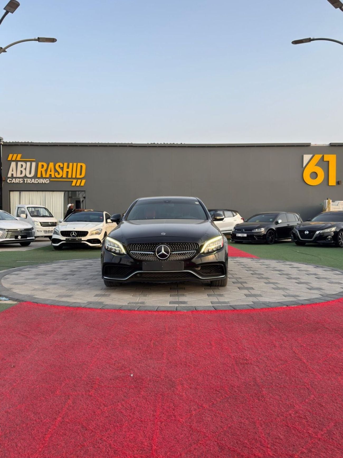 مرسيدس بنز C 300 STANDARD
