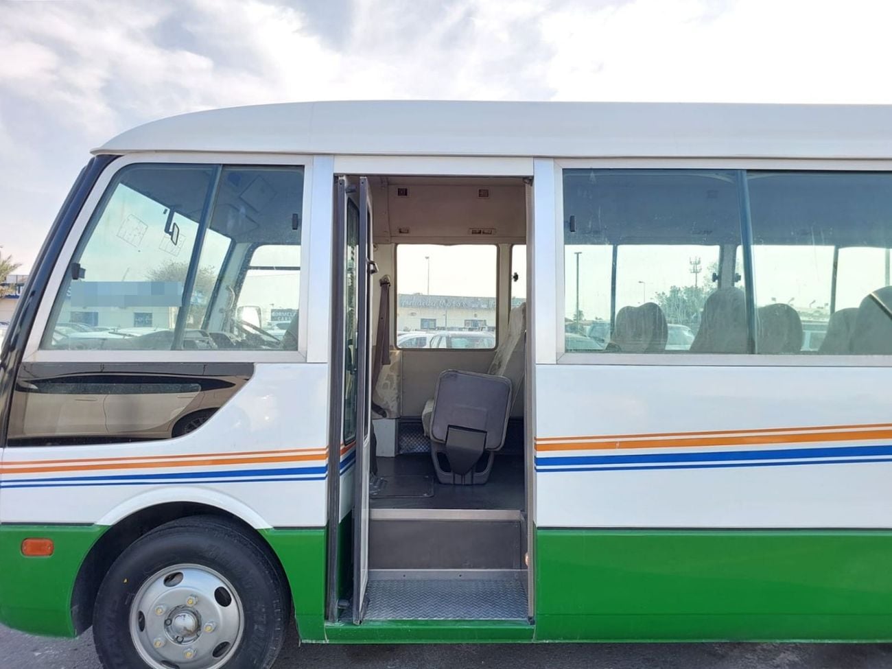 Mitsubishi Rosa MITSUBISHI ROSA BUS RHD 2001 MODEL 5.2 L DIESEL MANUAL(PM01614)