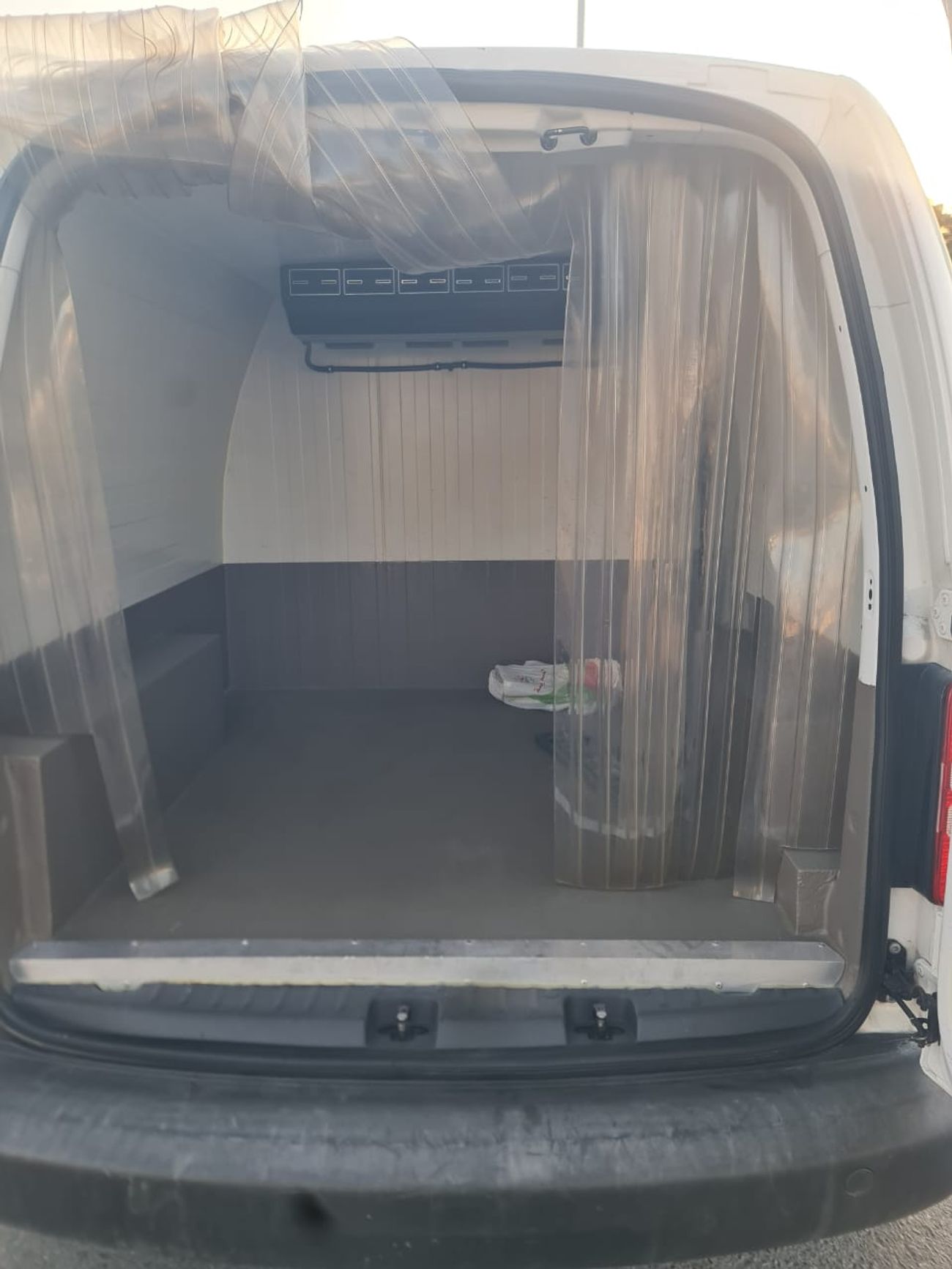 فولكس واجن كادي