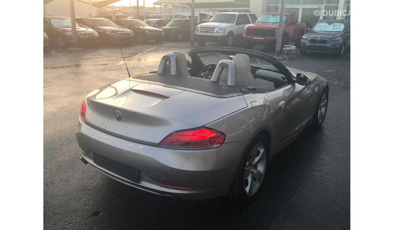 BMW Z4 Bmw Z4 model 2010 car prefect condition full service full option low mileage