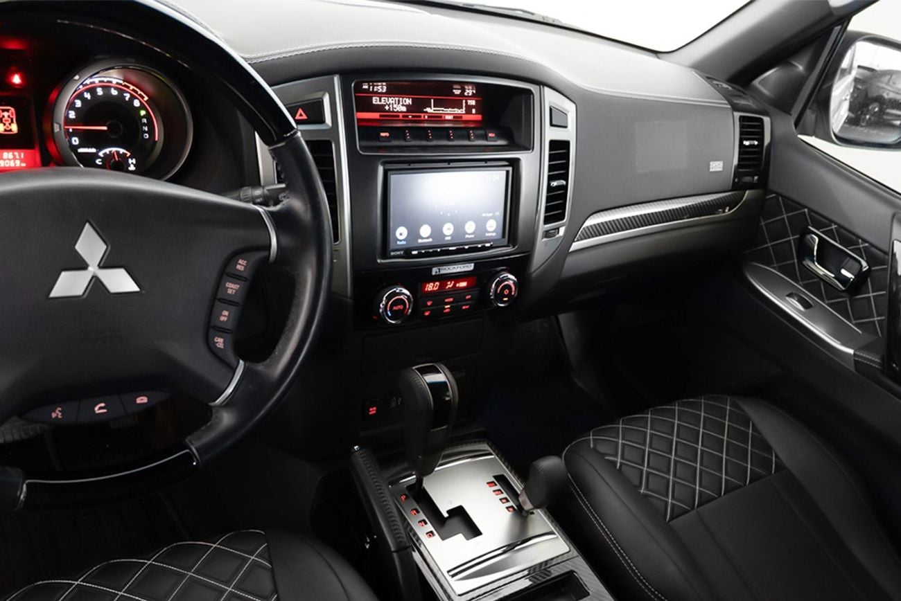 ميتسوبيشي باجيرو Signature Edition 3.8 L