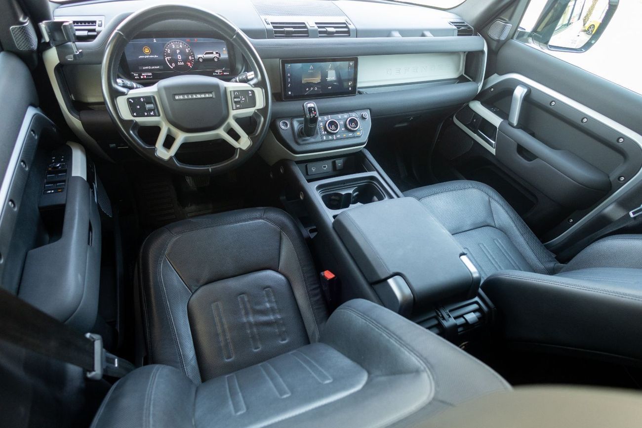 Land Rover Defender P400 110 X-Dynamic SE 3.0L (5 Seater)